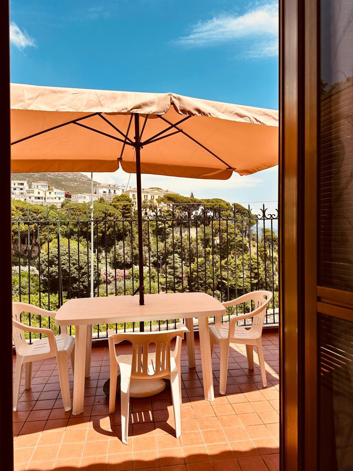 La Casa Gialla Vietri Luaran gambar